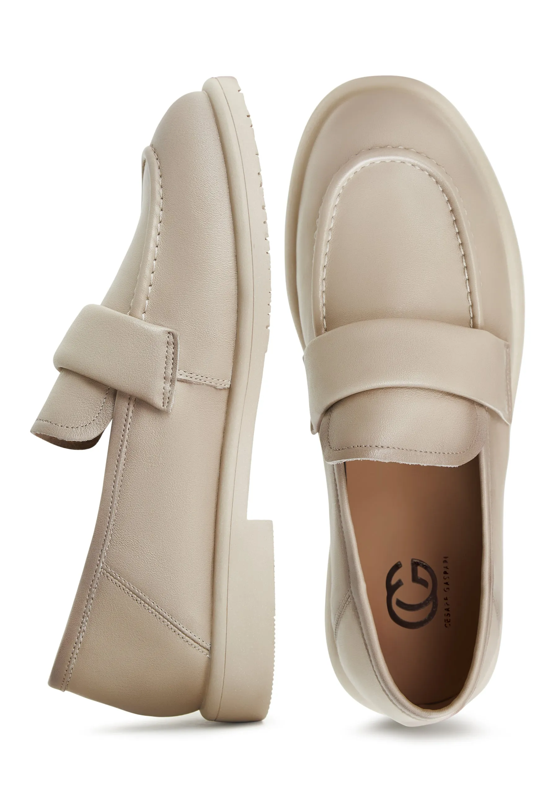 Block Heeled Loafers Stephanie  - Beige