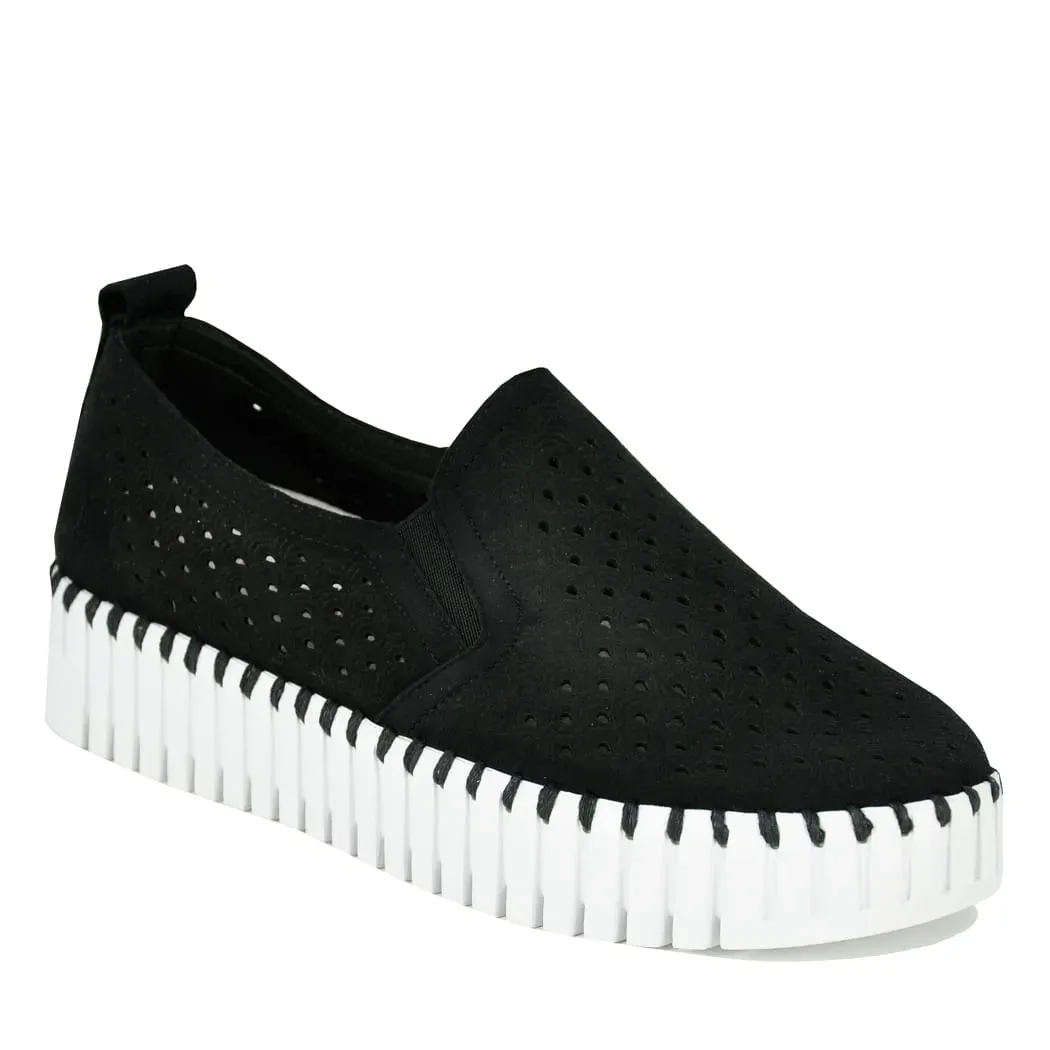 Chaussures slip on à plateforme Noires