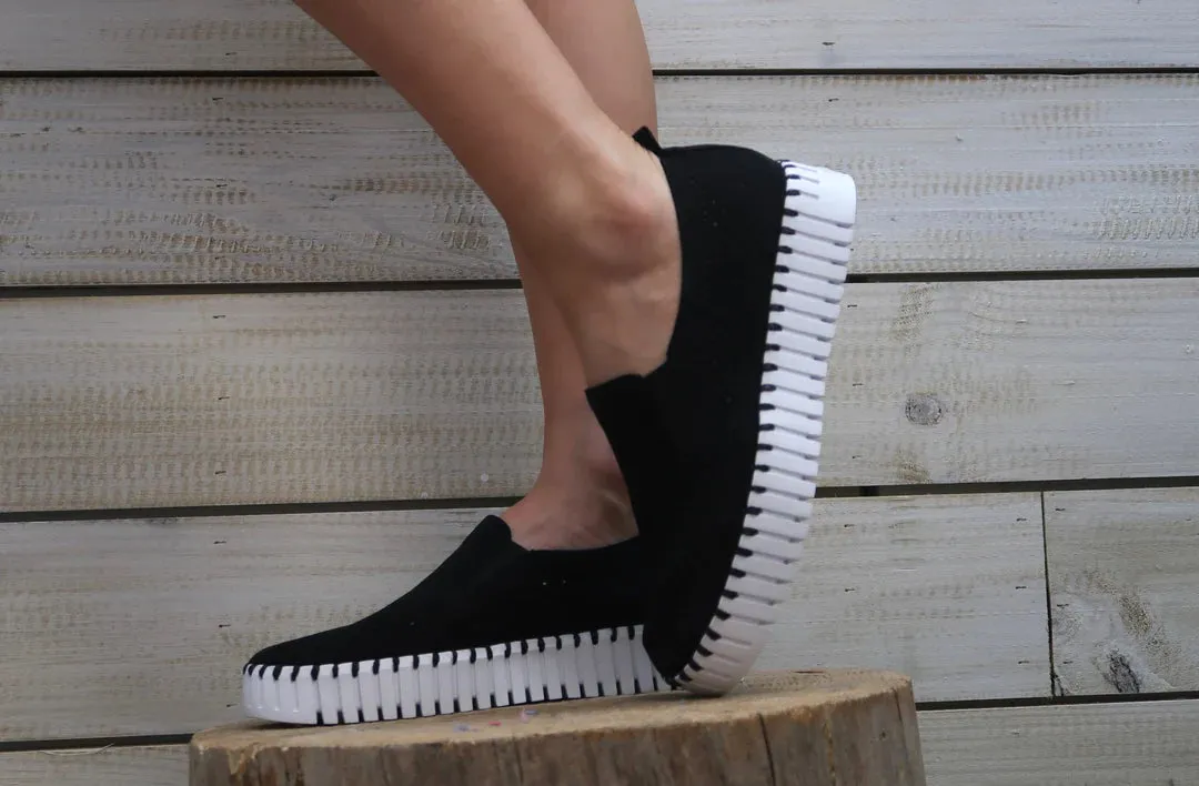 Chaussures slip on à plateforme Noires