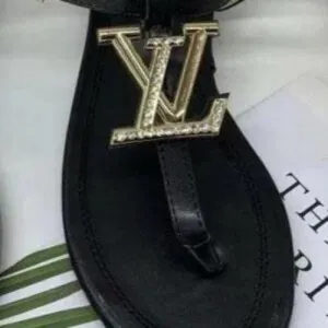 Fashion Design Flat sandals