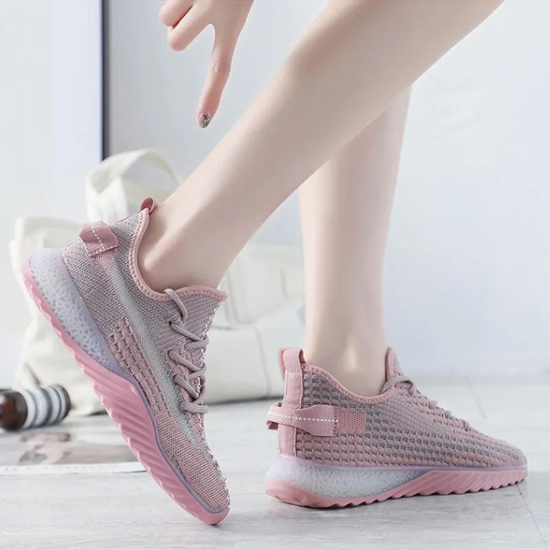 Net Surface Breathable Lace-Up Yeezy Sneakers