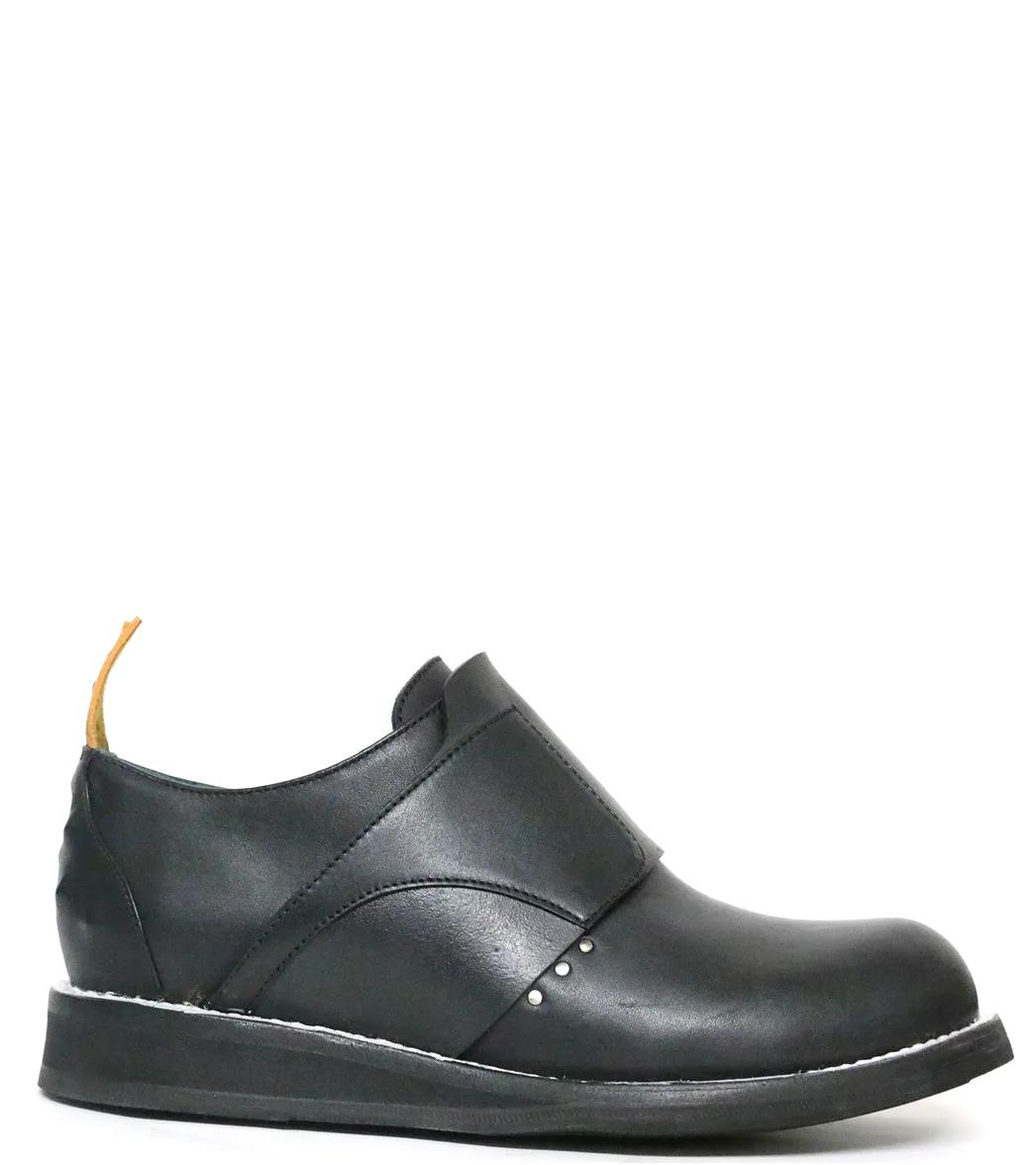 No.1012 ROADWAY slip on shoe Black