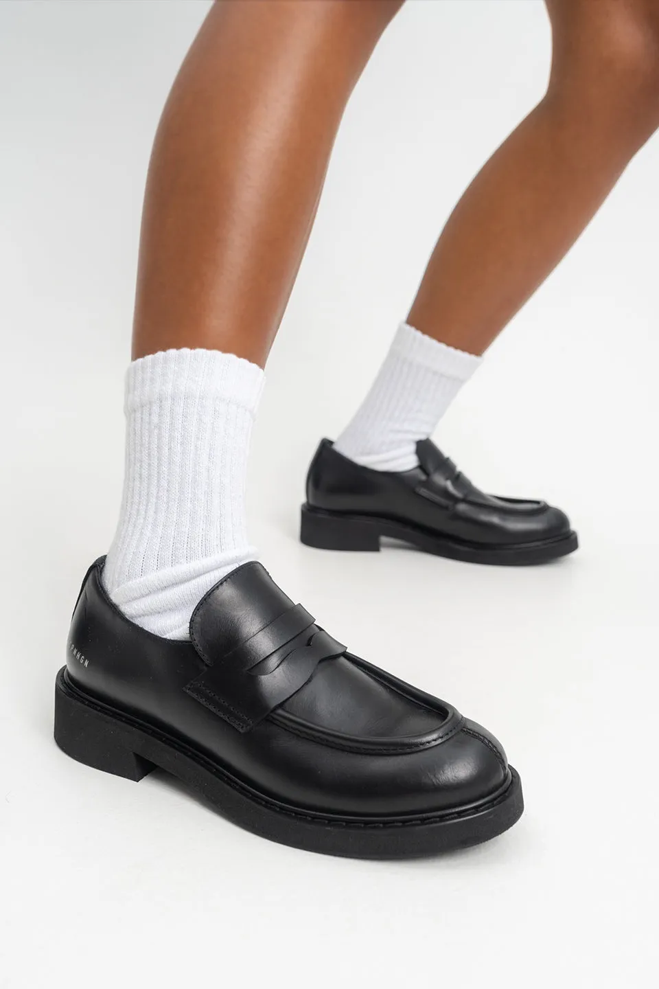 Vitello Black Chunky Loafers